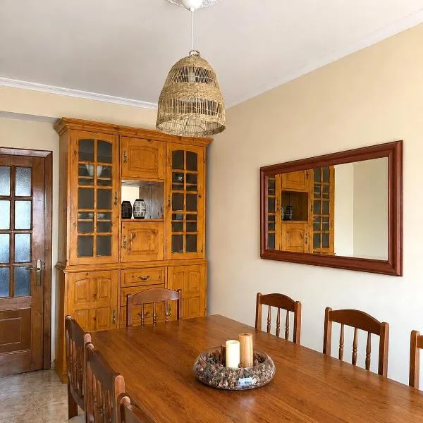 Apartamento en Castro Caldelas, hotelli kohteessa Castro Caldelas