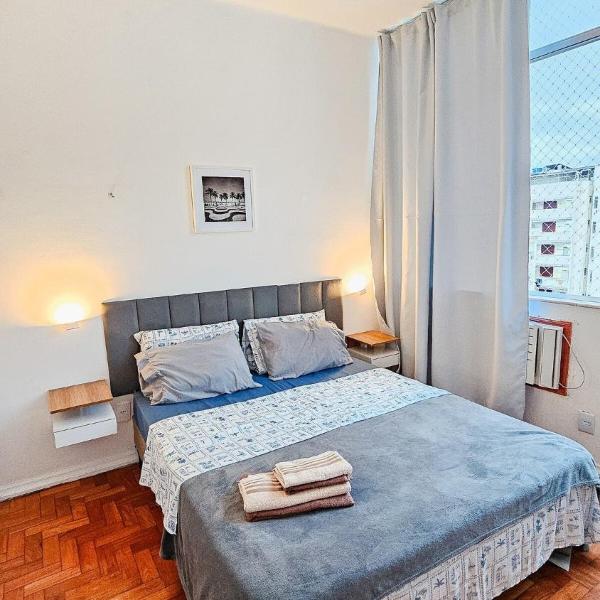 Copacabana Studio with Air Conditioning Home Office 5 min to the Beach