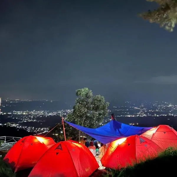 Viesnīca camp asri pilsētā Bukitingi