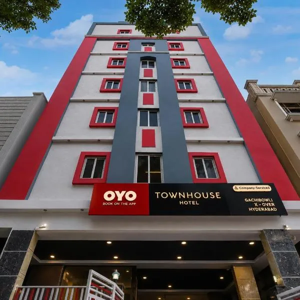 Super Townhouse Gachibowli Flyover Hyderabad, хотел в Kondapur