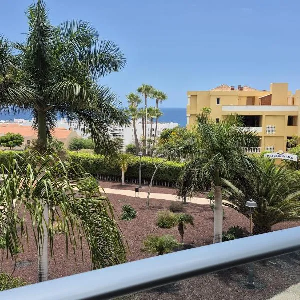 La Vista del Mar Luxury Apartment- 2 air conditioners- Terrace & Pool- Golf del Sur, hotel in San Miguel de Abona