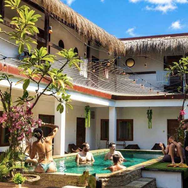 Gili Pirates Dive & Social Hostel, hotel in Gili Trawangan