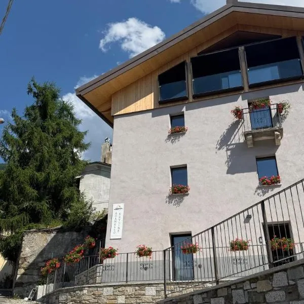 Adamello skyline, hotel din Temù