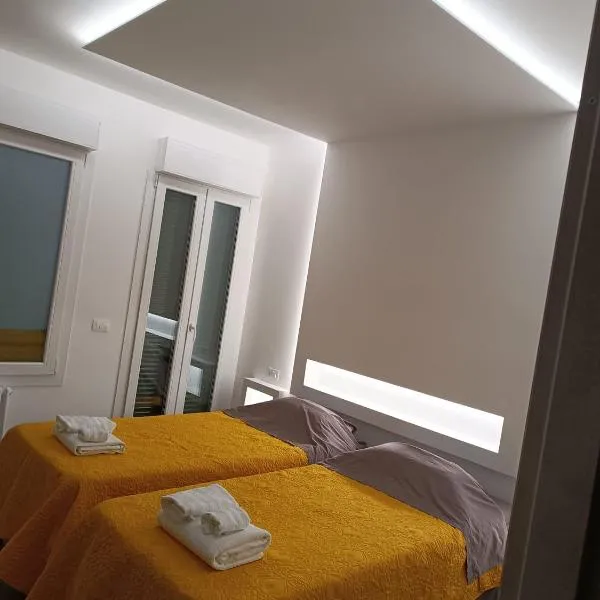 Viesnīca CIVICO 14 Holiday Rooms pilsētā Sudzāra