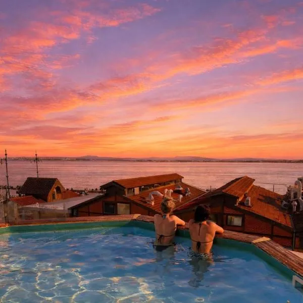 Sunset Destination Hostel, hotel v Lisabone