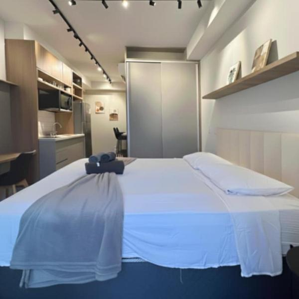 HM1309 · Brooklin com VISTA. Andar alto. Piscina Prox Metro