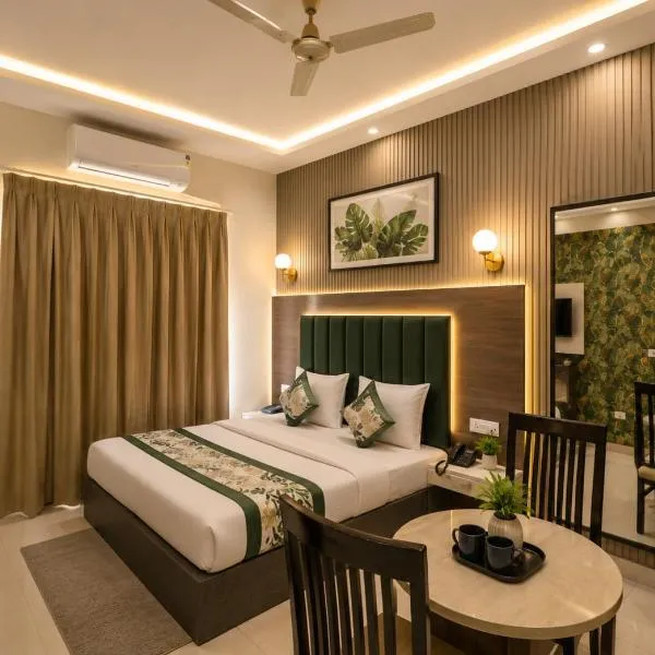 Hotel Smart Premier -Delhi Airport, hotel Behror városában