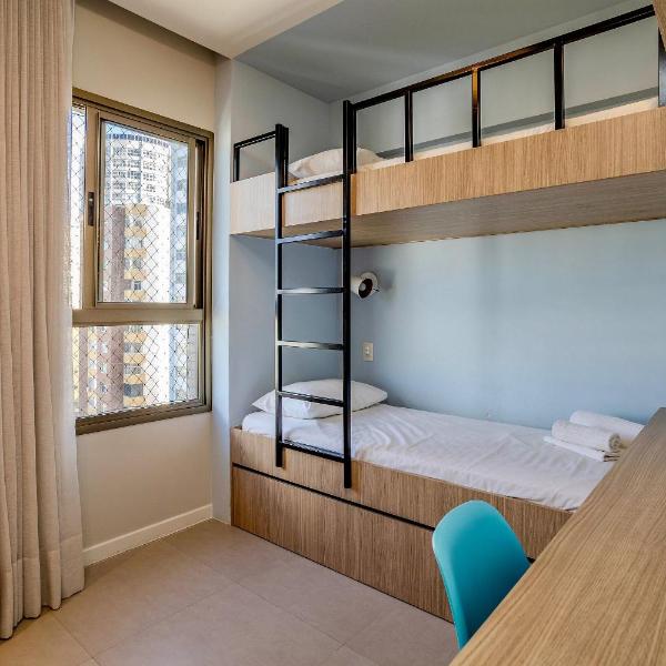 Apartamento em andar alto próximo à praia da Barra - Foto 2