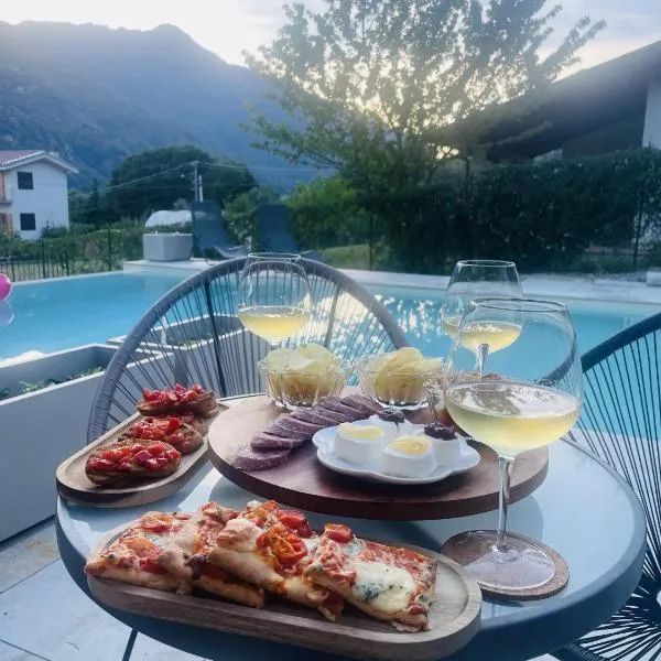 Bed & Breakfast L'Albero Maestro, hotel em Borgofranco dʼIvrea