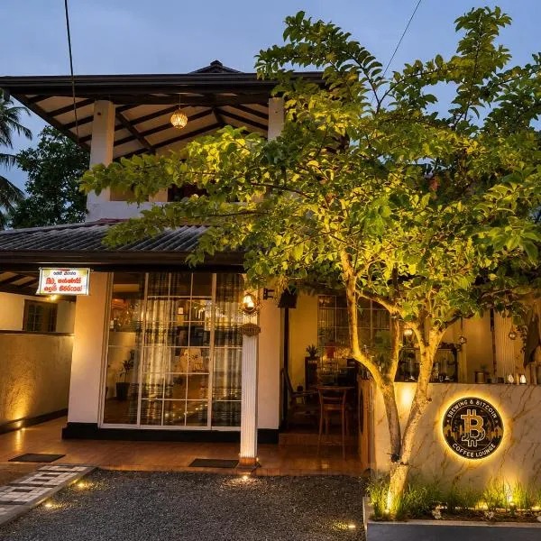 Skyline & bitcoin coffee lodge, hotel sa Kalutara