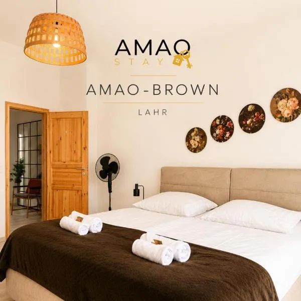 AMAO-Brown - Historic Old Town - Spacious Apartment, отель в Ларе