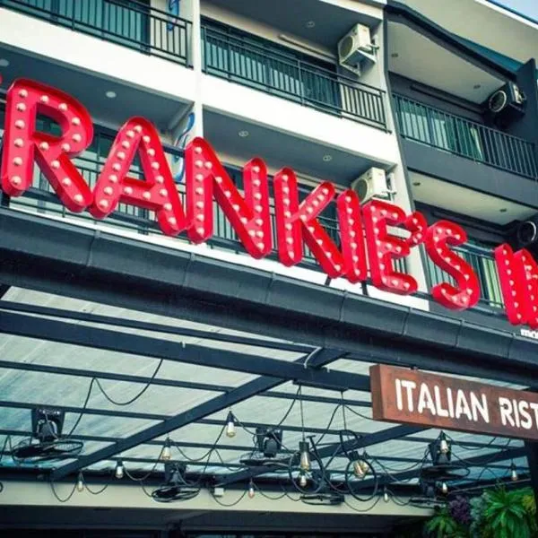 Frankie's Inn, hotel em Praia de Jomtien
