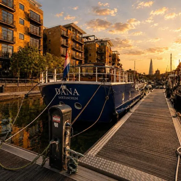लंदन में, होटल Historic Dutch Barge, Idyllic location