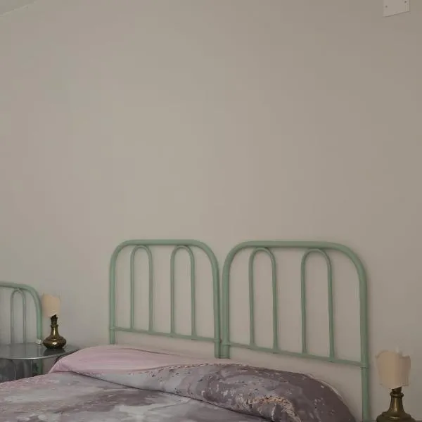 L'Angolo Rosa B&B, hotel a Piedimonte dʼAlife