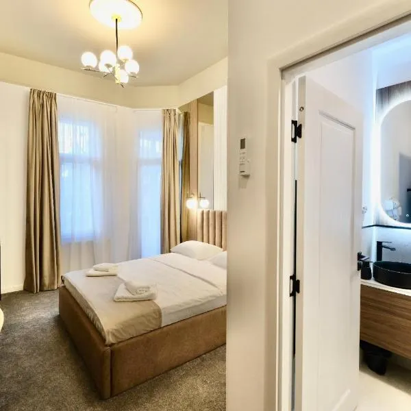 BOUL ROSU RESIDENCE free private parking、アラドのホテル