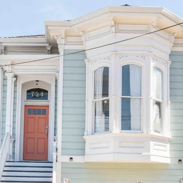 Renovated Historic House minutes from SF!, hotel in Oakland