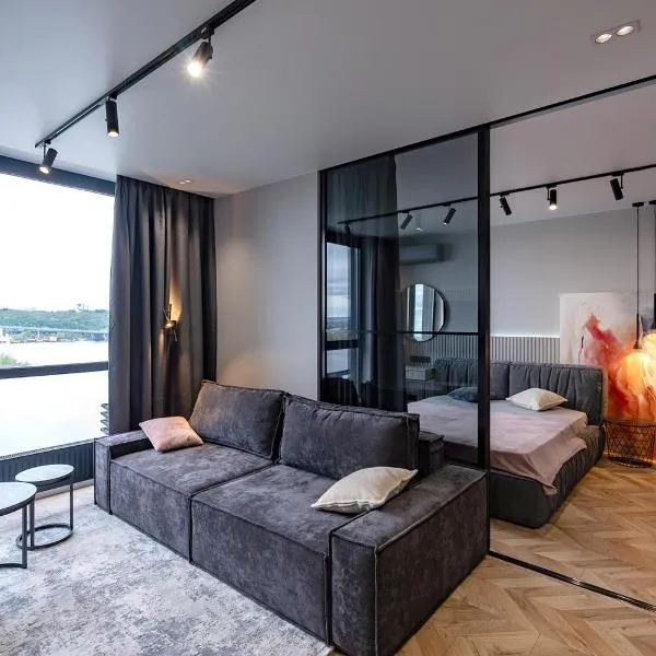 Slavutich DELUXE apartments, ξενοδοχείο στο Κίεβο
