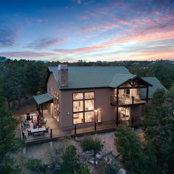 Rustic Pine- Secluded Mountain Retreat Near Zion National Park, hotel in Orderville