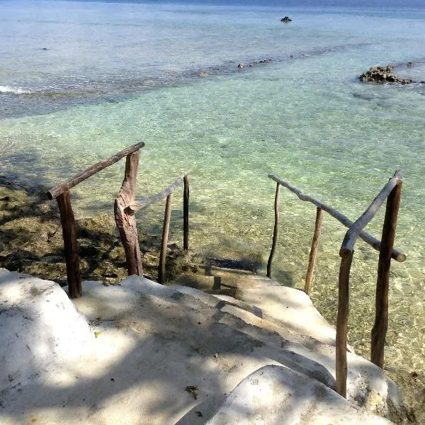Island View Cottages, hotel v destinaci Luganville