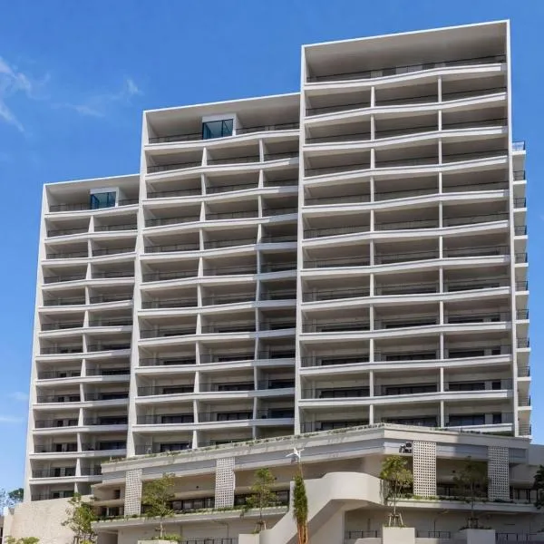 BLISSTIA Suites & Resort OKINAWA ONNASON, hotel i Onna