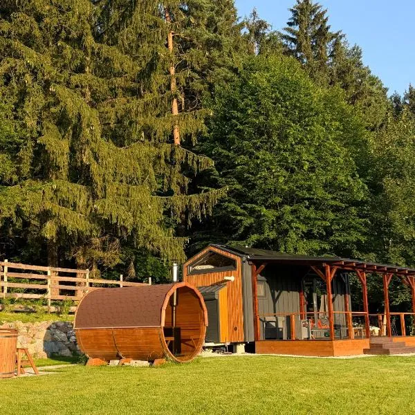 Čiles, hotel em Kostolec