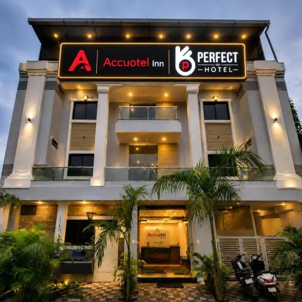 Accuotel Hotel Perfect, hotell i Indore
