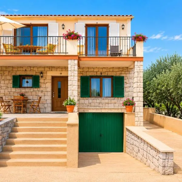 Inter-nautika doo, hotel v destinaci Jezera