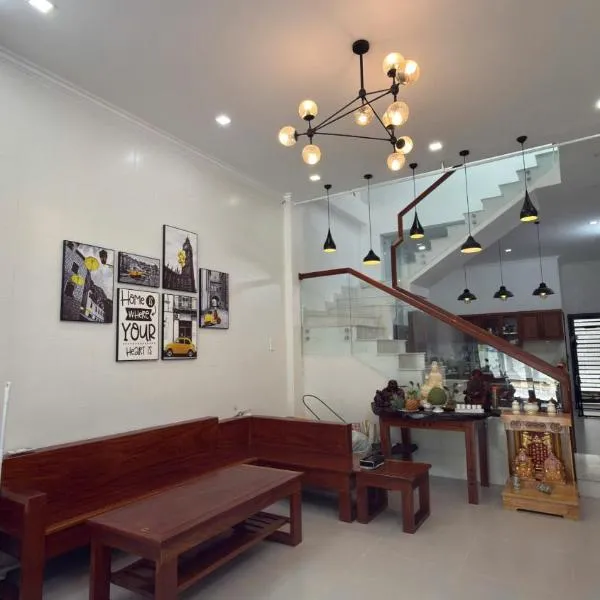 Ruby Homestay bến Ninh Kiều - Lavender, hotel i Can Tho