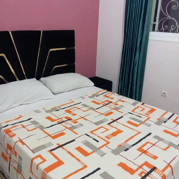 ALmas apparemment, hotel en Ifrane