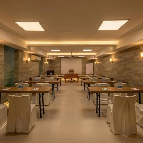 The Waves Hotel with Free Airport Pickup or Drop photo 2