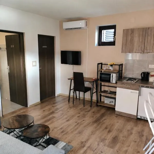 Lipovac में, होटल Apartman LIPA-Lipovac Bajakovo! Parking,Wi-Fi