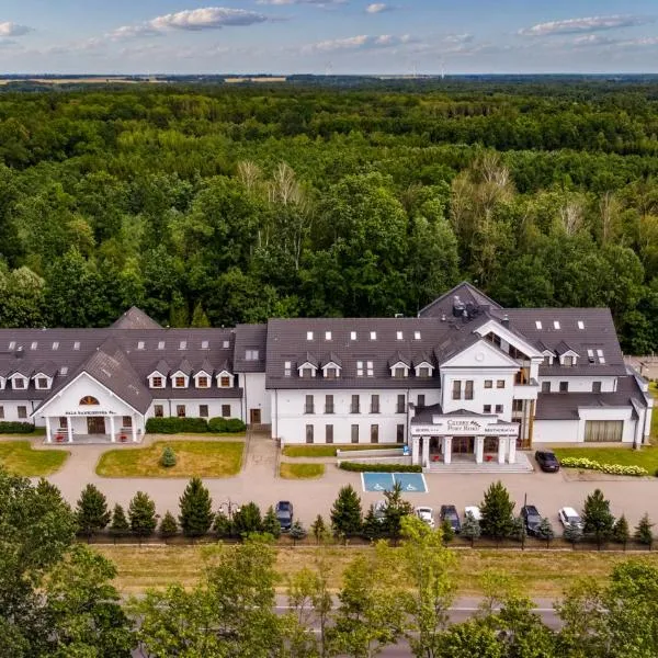 Hotel Cztery Pory Roku BUSINESS & SPA, хотел в Белск Подляски
