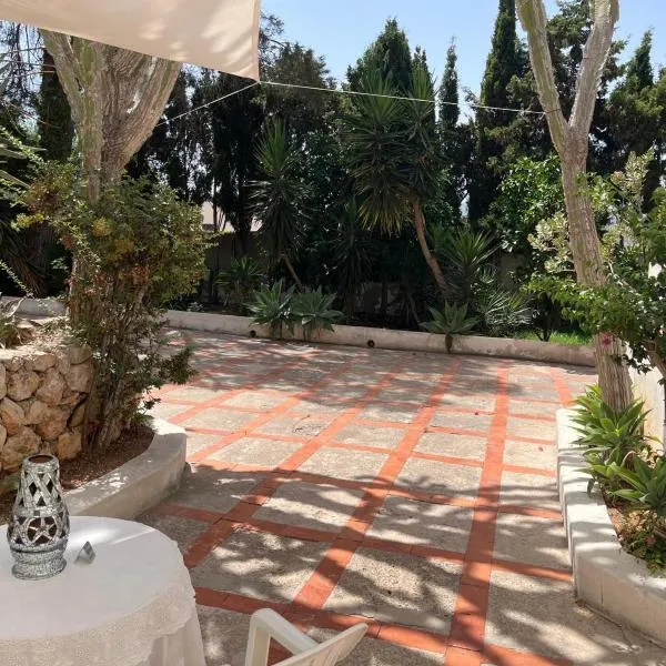 Ibizan Style Studio in Jesús, hotel a Nuestra Señora de Jesus