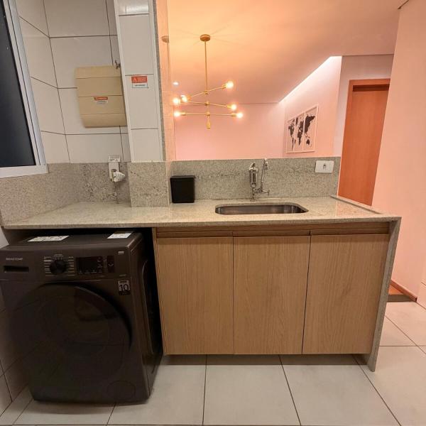 Apto novo e completo quartos com cama de casal e lava e seca disponível - Foto 3