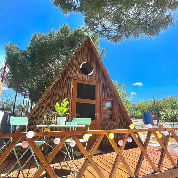 Ioannina Camping- Glamping, hotel din Neo Mpizani
