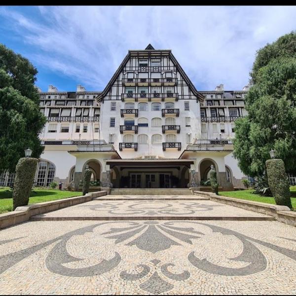 Refúgio do Lago, luxuoso Palácio Quitandinha