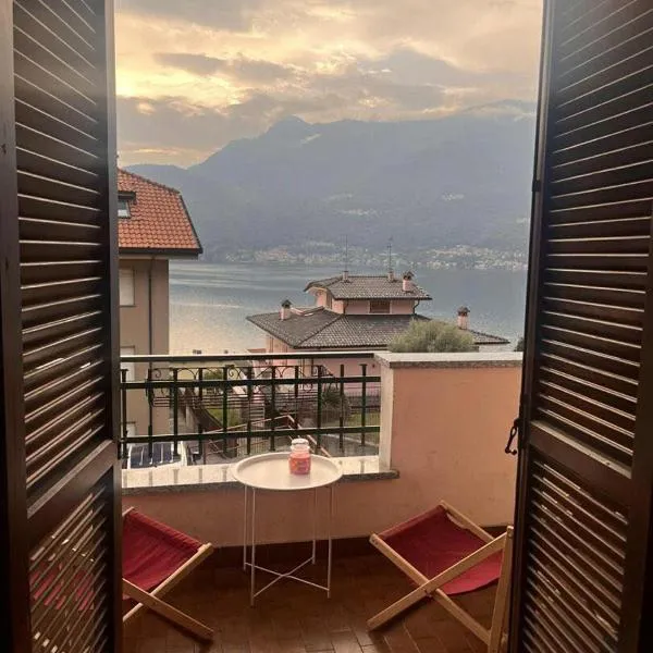 Chiara lake view apartament with Italian vibe, Hotel in Bellano