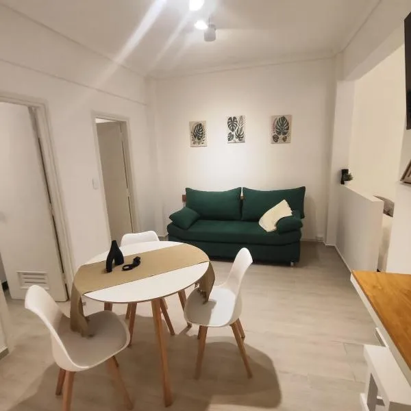 TU HOGAR EN EL CENTRO-cálido y moderno, hotel a Mar del Plata