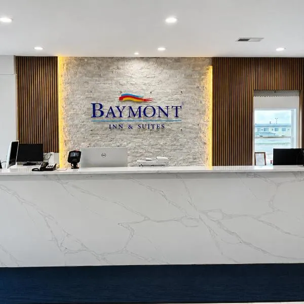 Baymont Inn & Suites by Wyndham Newton IA, hôtel à Newton