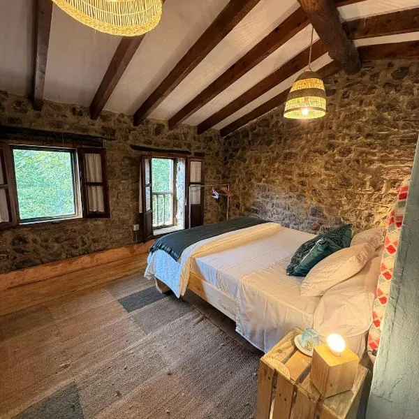La aldea de lug, hotel em Rozagás
