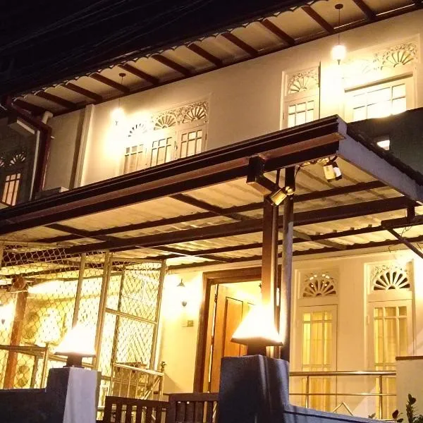 Sobasee Holiday Bungalow, hotell i Kandy
