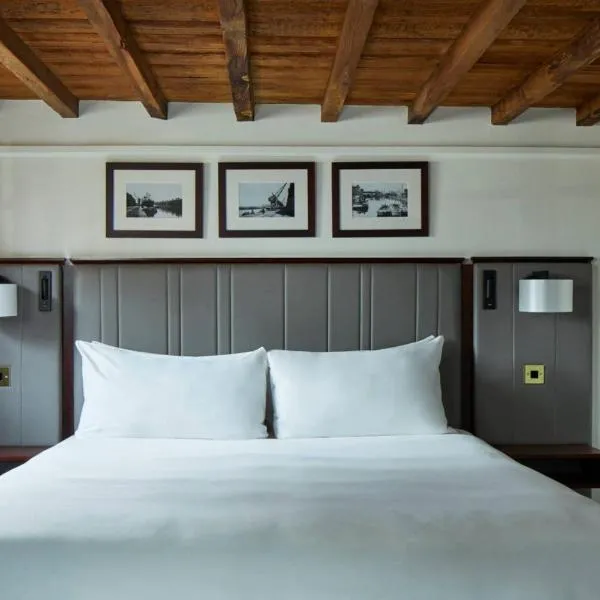 Manchester Marriott Victoria & Albert Hotel, hotel em Manchester