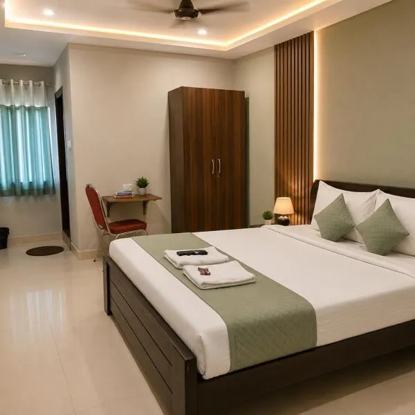 Hotel Rise Grand Kukatpally Near Hitex Exhibition Center & Nexus Mall, Yashoda Hospital, hotel u Hyderabadu