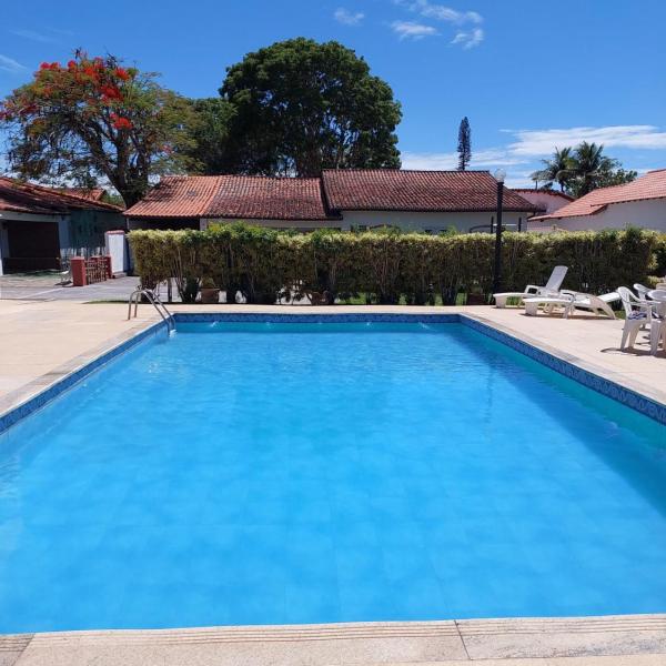 Casa Grande e Arejada com piscina