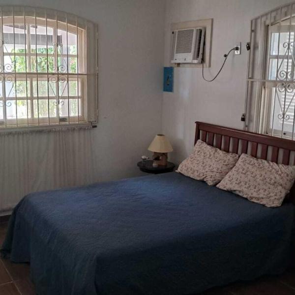 Casa Grande e Arejada com piscina - Foto 2