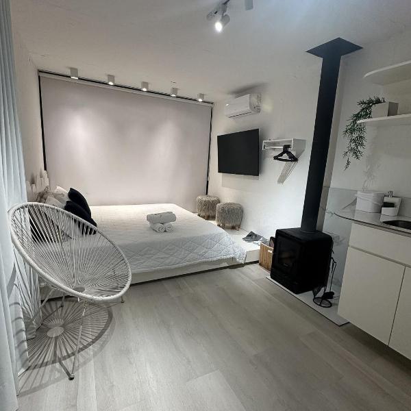 Tiny House Santorini | Gramado | Lareira - Foto 5