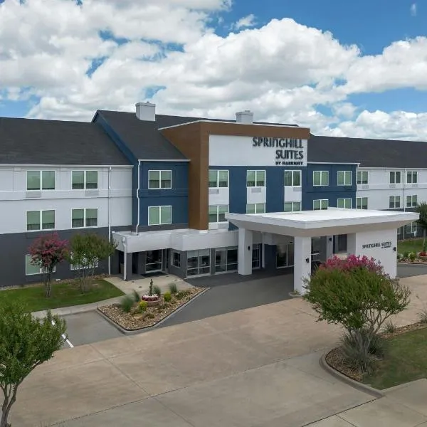 SpringHill Suites Dallas Arlington North โรงแรมในอาร์ลิงตัน