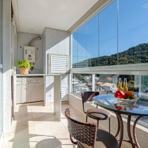 Elegante Apartamento no início da Praia de Bombas - Foto 4