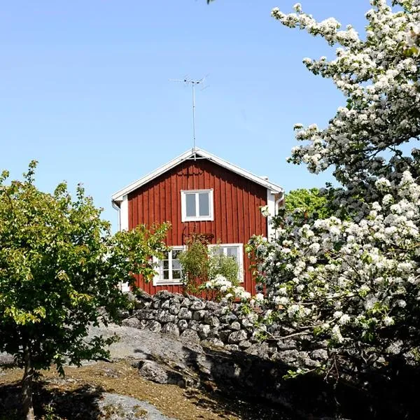 Tjärö Hotell & Vandrarhem, hotell i Trensum