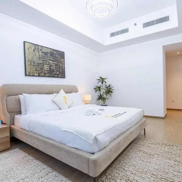 Stylish 2BR - Royale Grand Bliss Escape, hotell i Abu Dhabi